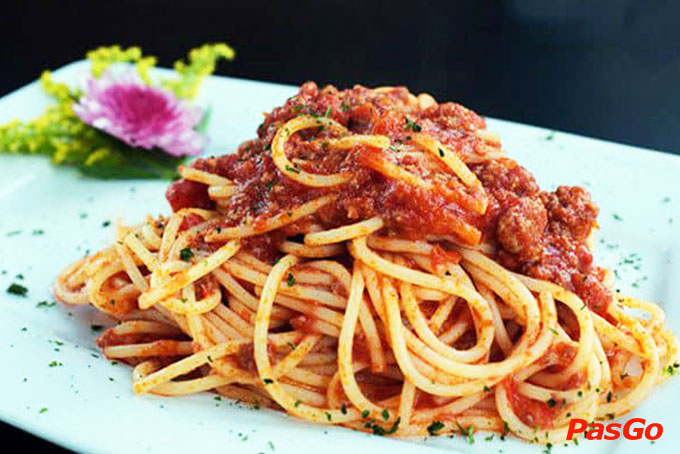 Nhà hàng F&B Bistro Dương Đình Nghệ 7