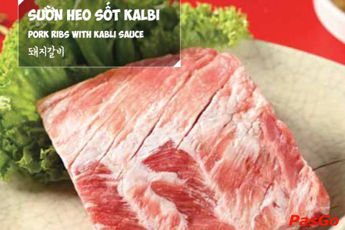 Nhà hàng có nhiều loại sốt ướp thịt, sốt chấm thơm ngon độc đáo nhưng vẫn hợp với khẩu vị mỗi thành viên trong gia đình bạn