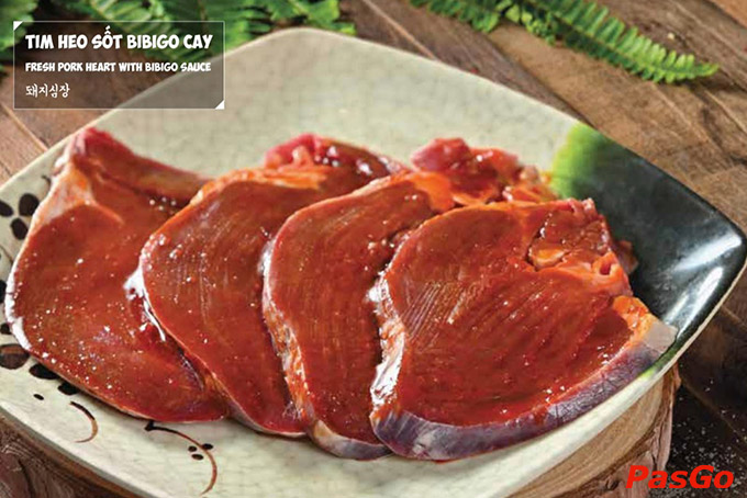 Nhà hàng có nhiều loại sốt ướp thịt, sốt chấm thơm ngon độc đáo nhưng vẫn hợp với khẩu vị mỗi thành viên trong gia đình bạn