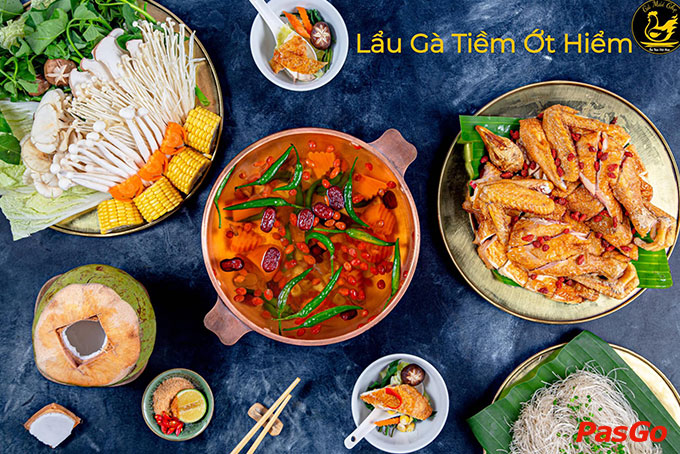 Nhà hàng Gà Mái Ghẹ Hà Trì 11