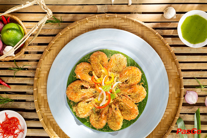 Nguồn hải sản của Gánh - Đặc Sản Nha Trang được nhập vào hàng ngày từ vùng biển Nha Trang nên được đảm bảo về độ tươi sống