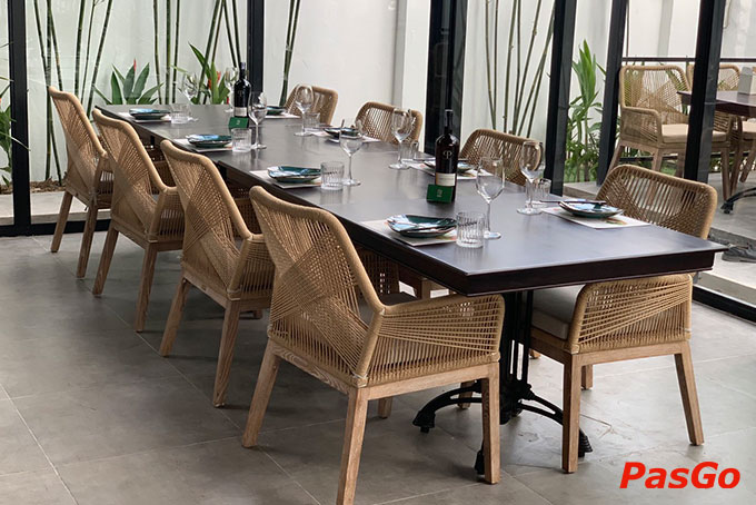 Gánh - Đặc Sản Nha Trang Trần Ngọc Diện sở hữu không gian mở thoáng đãng