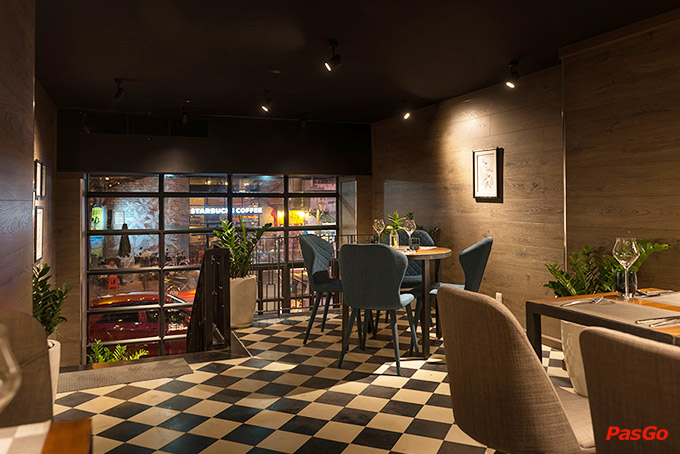 The Garlik Restaurant – Đề Thám -9