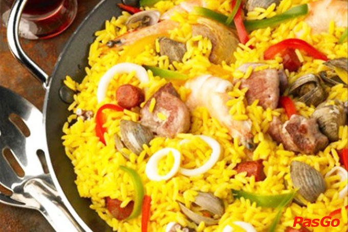 Nhà hàng Gaudi – Tapas & Bar Lê Thánh Tôn 11