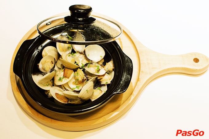 Nhà hàng Gaudi – Tapas & Bar Lê Thánh Tôn 8