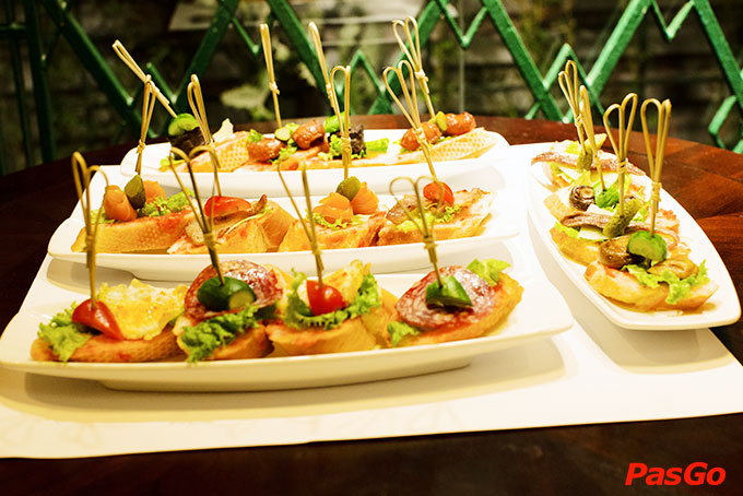 Nhà hàng Gaudi – Tapas & Bar Lê Thánh Tôn 9