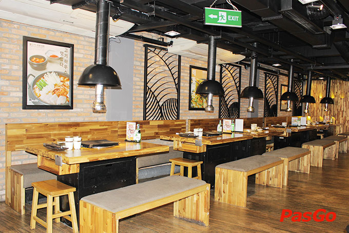 Nhà hàng GoGi House Lê Văn Sỹ 13