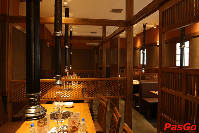 Nhà hàng Hai Con Bò Cống Quỳnh 21