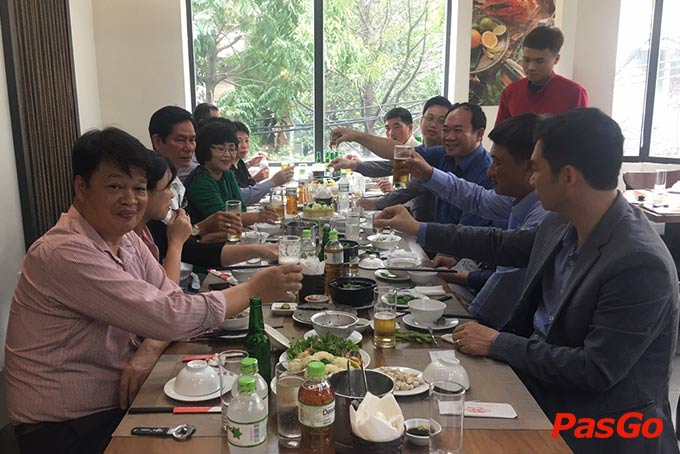 Nhà hàng Hải Sản Cua Bay Đỗ Quang 11