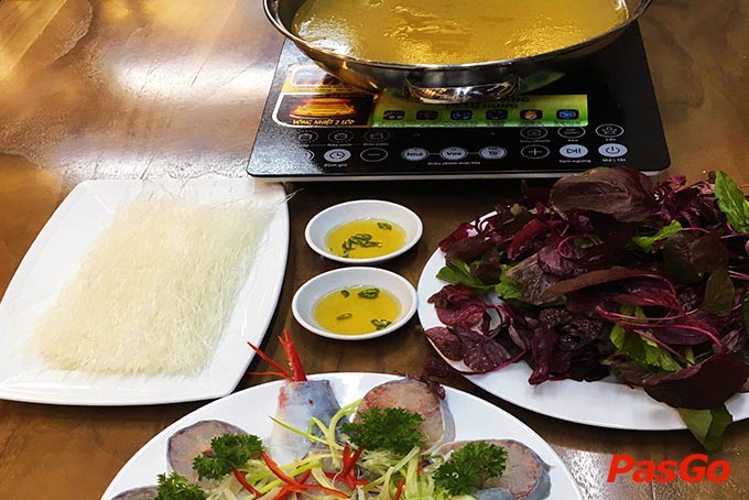 Nhà hàng Hải Sản Cua Bay Đỗ Quang 9