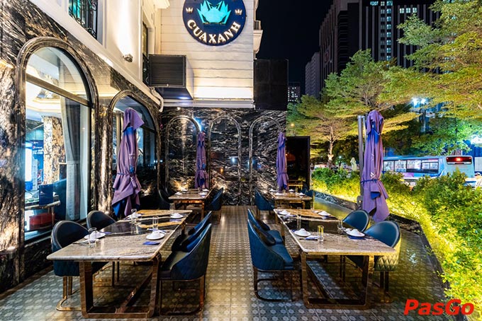 Hải Sản Cua Xanh Nguyễn Chánh là địa chỉ hấp dẫn dành cho những bữa ăn cùng gia đình, họp mặt bạn bè, liên hoan, tiếp khách…