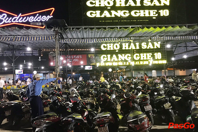 nhà hàng hải sản giang ghẹ Lương Định Của 15