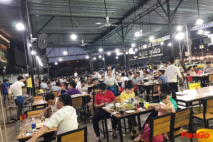 nhà hàng hải sản giang ghẹ Lương Định Của 18