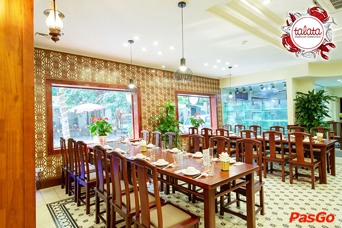 Nhà hàng Hải Sản Talata Huỳnh Thúc Kháng 11