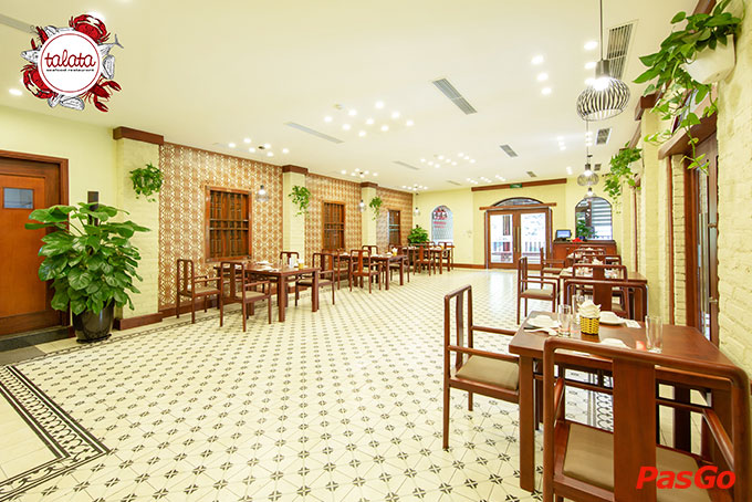 Nhà hàng Hải Sản Talata Huỳnh Thúc Kháng 15