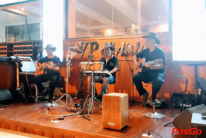 hà hàng Hải Sản Vân Phong Nguyễn Đình Chiểu 4