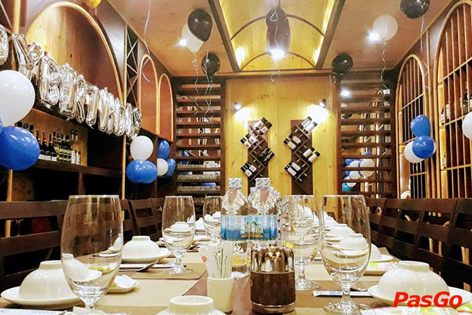 hà hàng Hải Sản Vân Phong Nguyễn Đình Chiểu 6