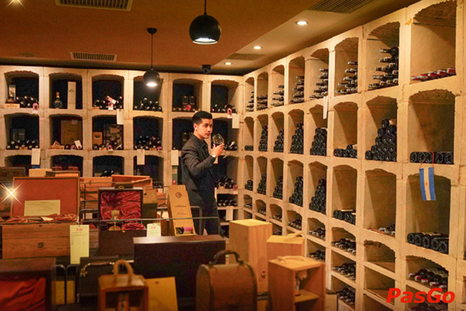 Hầm rượu IL Vino - Duy Tân-14