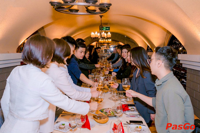 Hầm rượu IL Vino - Duy Tân-3