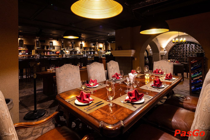 Hầm rượu IL Vino - Duy Tân-4