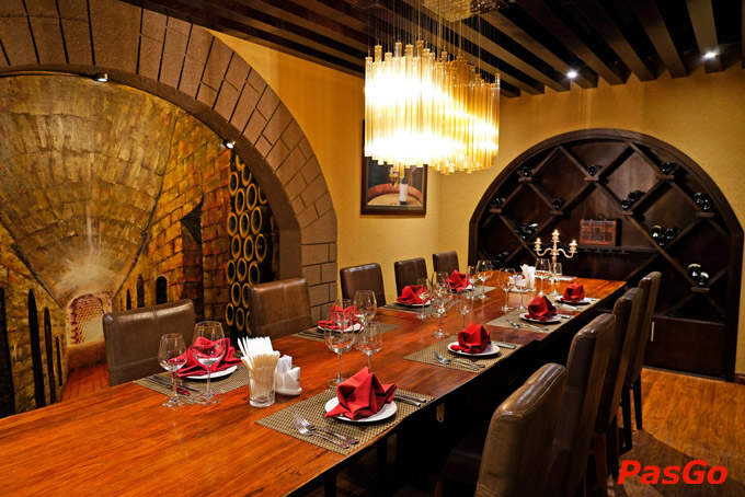 Hầm rượu IL Vino - Duy Tân-6