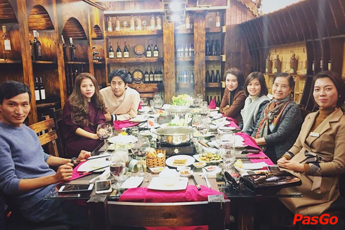 Hầm Rượu Vang Louis - Hoàng Hoa Thám-1