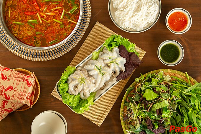 Sự đa dạng trong cách chế biến mang tới cho thực khách những trải nghiệm vị giác bất ngờ tại Hẻm 8