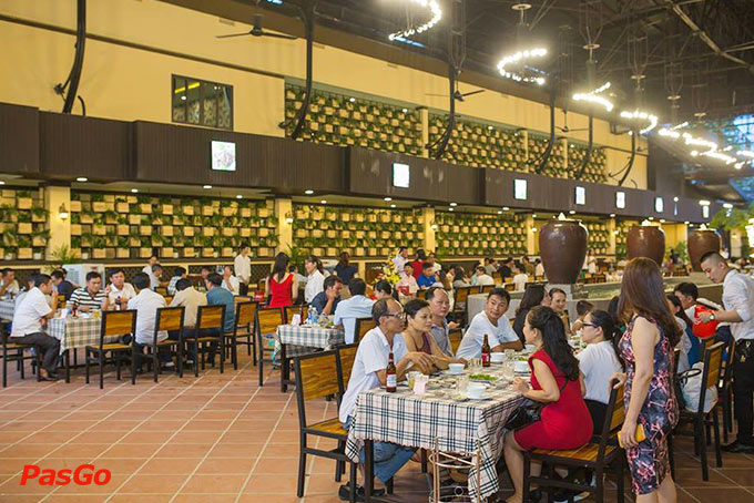 Nhà hàng Hoa Lư Nguyễn Hữu Thọ  19