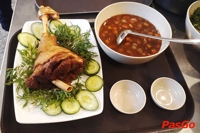 Nhà hàng Hoa Lư Nguyễn Hữu Thọ  5