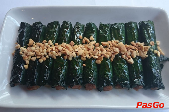 Nhà hàng Hoàng Tâm Phan Xích Long  13