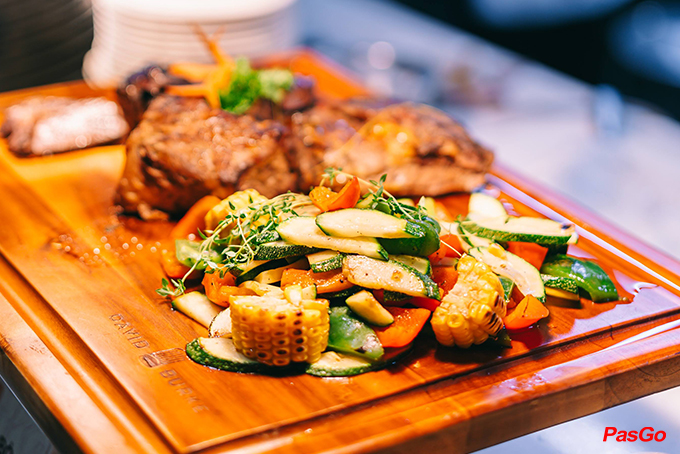 Hoàng Yến Buffet Premier - Nguyễn Đình Chiểu-4