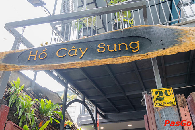 Nhà hàng Hồ Cây Sung tọa lạc tại số 2C đường Phan Bội Châu, P. Xương Huân ,TP. Nha Trang