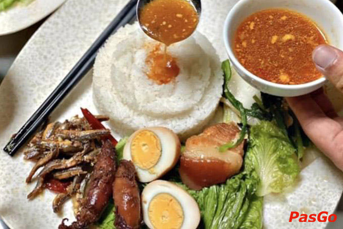 Món ăn được chế biến từ nguyên liệu tươi ngon được chọn lựa kỹ càng