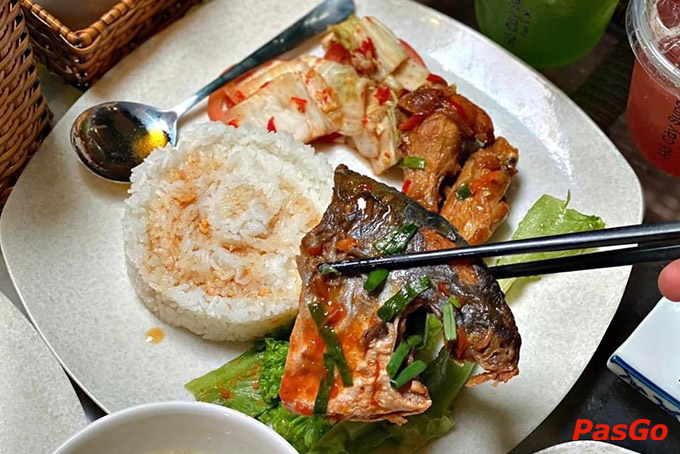 Món ăn được chế biến từ nguyên liệu tươi ngon được chọn lựa kỹ càng