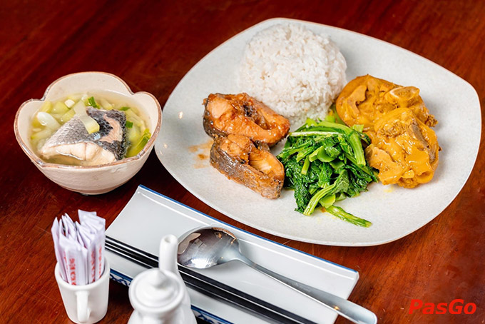 Còn rất nhiều món ăn được yêu thích khi khách hàng đến với Hồ Cây Sung Phan Bội Châu