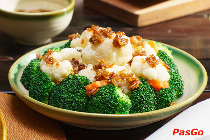 Bạn có thể an tâm về chất lượng món ăn bởi nguyên liệu luôn đảm bảo tươi - sạch - an toàn