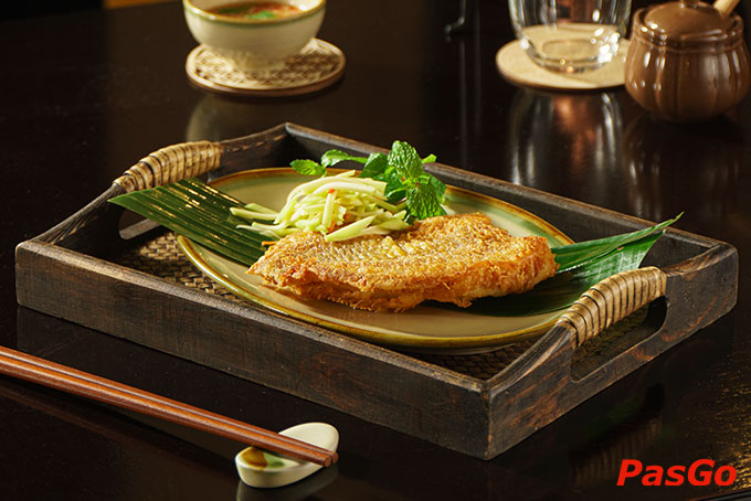 Món ăn tưởng chừng đơn giản được đầu bếp biến hóa phù hợp với phong cách, khẩu vị thực khách, trang trí trình bày đẹp mắt, trở thành những món ăn cao cấp nhưng vẫn giữ nguyên phong vị ẩm thực truyền thống Việt