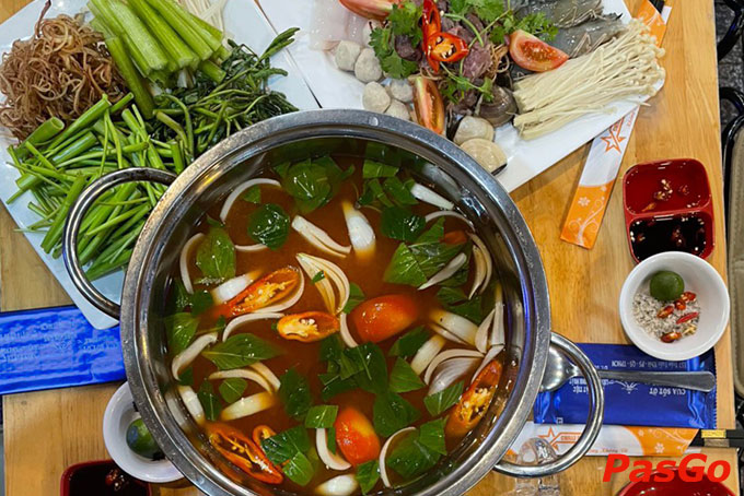 Mỗi món ăn mang đến hương vị độc đáo, kết hợp các loại nguyên liệu với nhau một cách nhuần nhuyễn