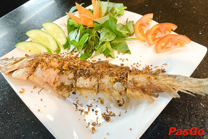 Đến với Hong Hua Ting, thực khách có cơ hội khám phá nhiều nền ẩm thực của các quốc gia