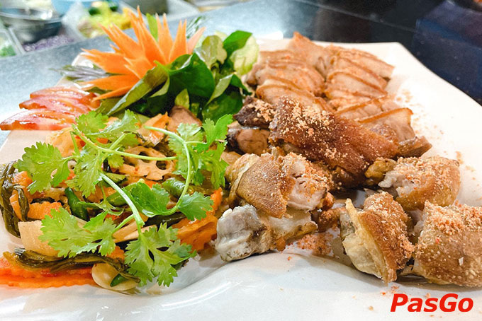 Đến với Hong Hua Ting, thực khách có cơ hội khám phá nhiều nền ẩm thực của các quốc gia