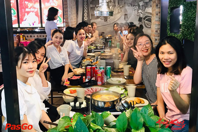 Nhà hàng Hong Kong Town Trương Định 11