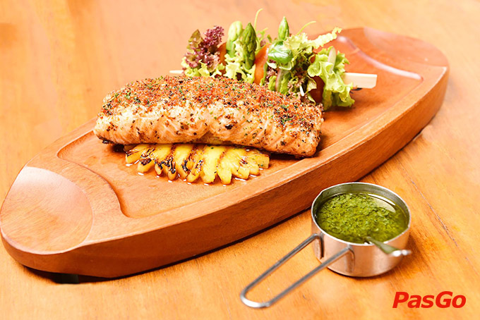 Nhà hàng HOPS Beer Garden Nguyễn Đình Chiểu11