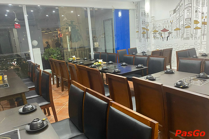 Thực khách đến ngoài việc thưởng thức đồ ăn ngon cùng gia đình bạn bè thì việc giải tỏa những căng thẳng bằng cách cảm nhận không gian ăn uống tại nhà hàng một cách hưởng thụ giữa thị giác và vị giác, đó chính là điều mà họ mong muốn