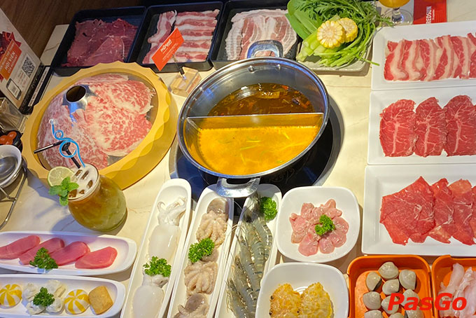 Tại Hotpot Story, mỗi món lẩu là đại diện cho một nền văn hóa, ẩm thực của một quốc gia