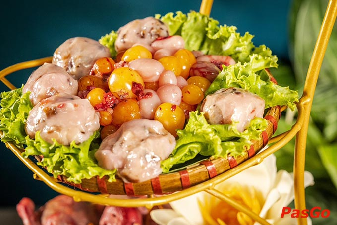 Nguyên liệu được Hưởng The Garden tuyển chọn công phu, khắt khe, chỉ sử dụng nguyên liệu tươi ngon nhất