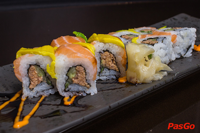  Nhà hàng IKI Sushi Nguyễn Cơ Thạch 4