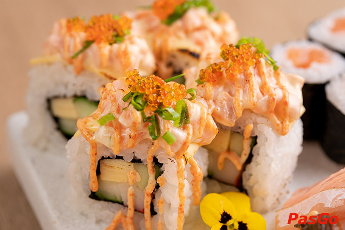 Sashimi tươi rói, Sushi độc đáo, lẩu ngọt thanh tới hải sản và thịt nướng hảo hạng