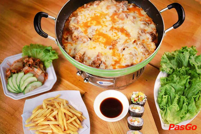 Nhà hàng Jalia Vũ Ngọc Phan 8