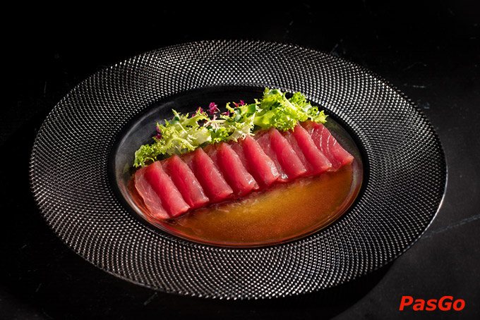 Tại Saiko Sushi Hai Bà Trưng mỗi món ăn được đặt vào đó bao đam mê và tâm huyết của người đầu bếp dạn dày kinh nghiệm
