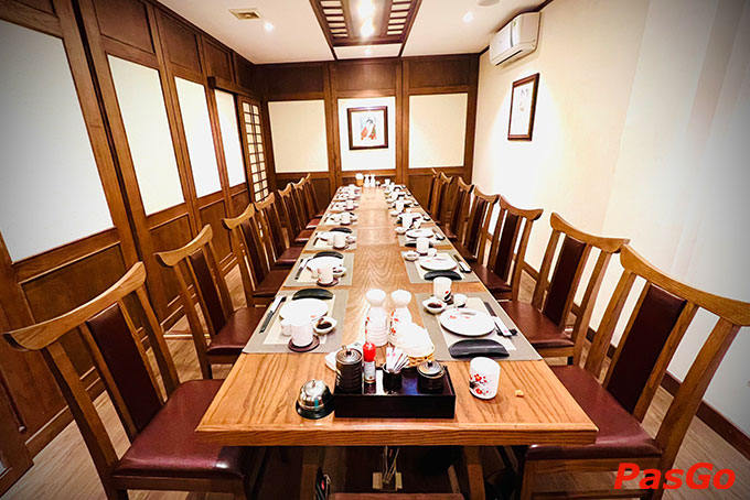 Nhà hàng sẽ mang đến cho thực khách những giây phút thư giãn thoải mái và ấm cúng bên người thân, bạn bè và đồng nghiệp